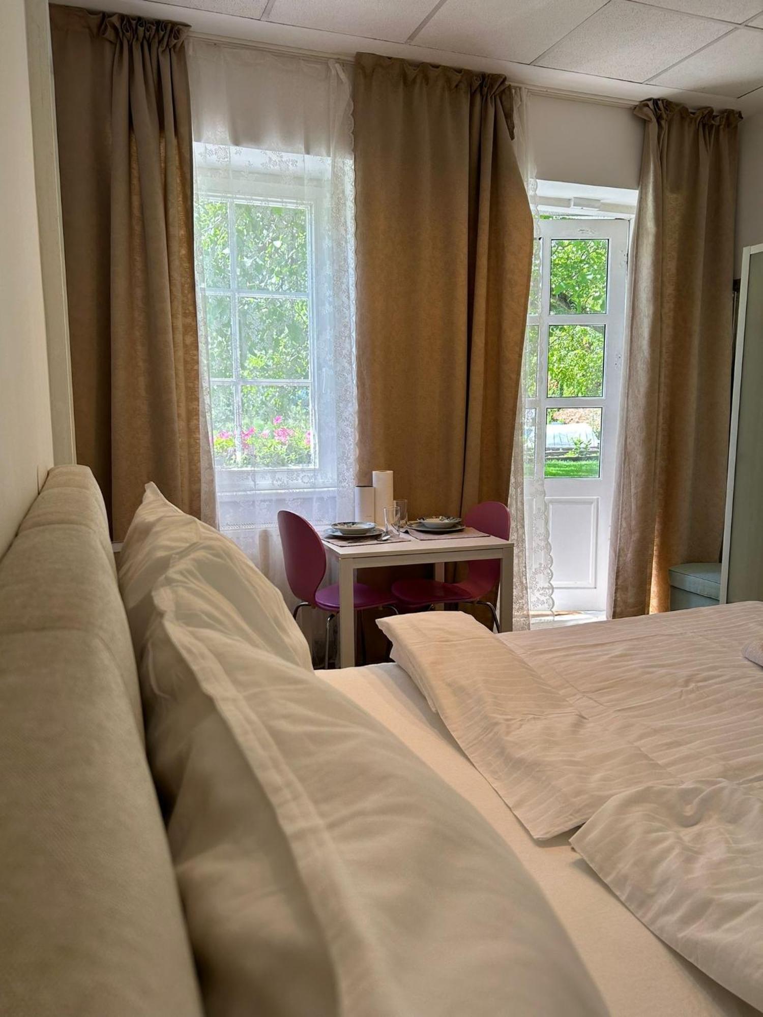 Apartment Mit Gartenblick Und Terrasse Baden Kültér fotó